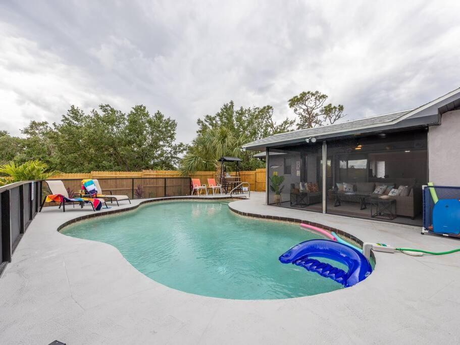 Englewood, Manasota Keys - 2 Bedroom Luxury Villa, Pool, Game Room, 6 Min To Beaches Next To Canal Exterior photo