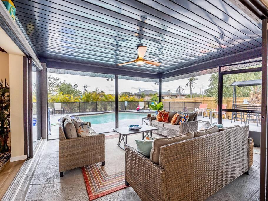 Englewood, Manasota Keys - 2 Bedroom Luxury Villa, Pool, Game Room, 6 Min To Beaches Next To Canal Exterior photo